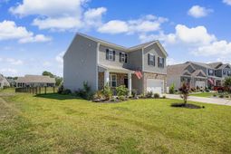 1084 Maxwell Dr. photo 4