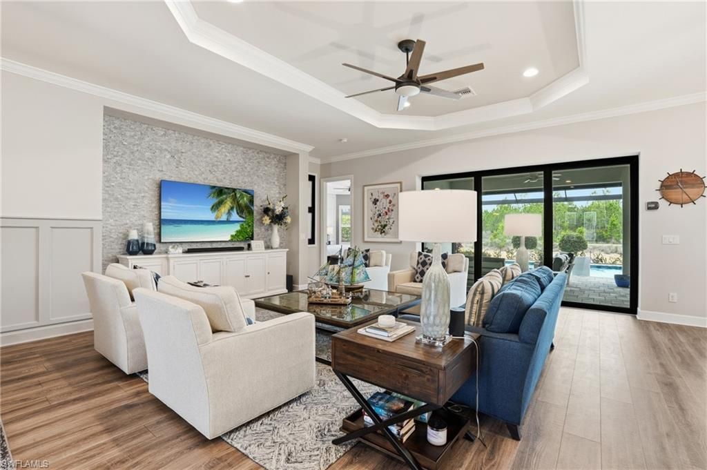 9525 Montelanico Loop , Naples, FL 34119 Photo