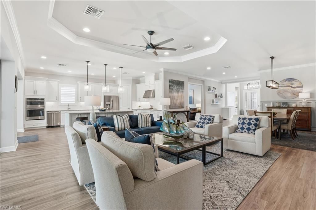 9525 Montelanico Loop , Naples, FL 34119 Photo