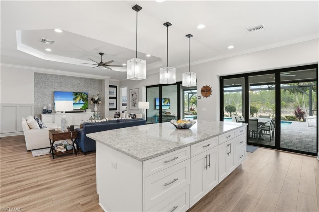 9525 Montelanico Loop , Naples, FL 34119 Photo