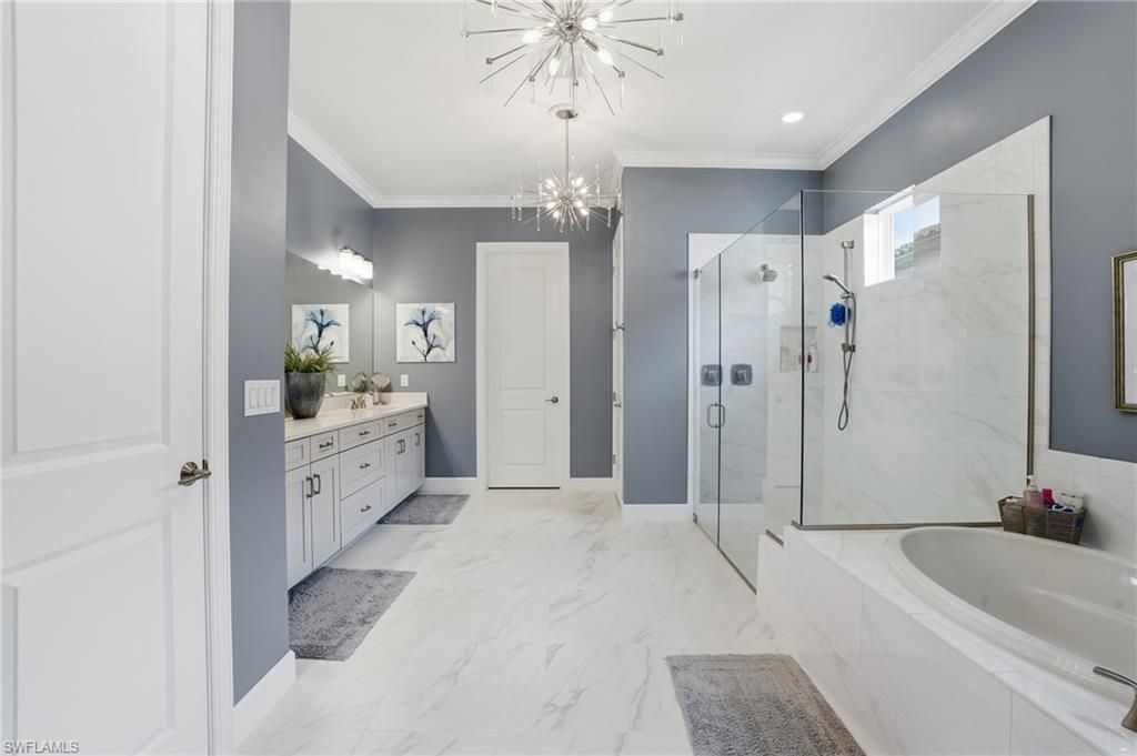 9525 Montelanico Loop , Naples, FL 34119 Photo