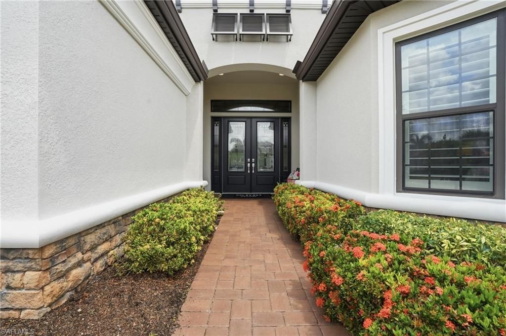 9525 Montelanico Loop , Naples, FL 34119 Photo