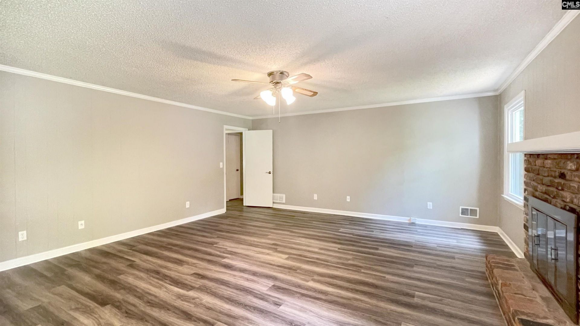 512 N Royal Tower Drive  Photo 10