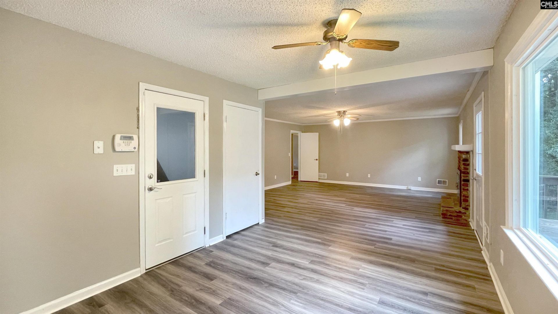 512 N Royal Tower Drive  Photo 16