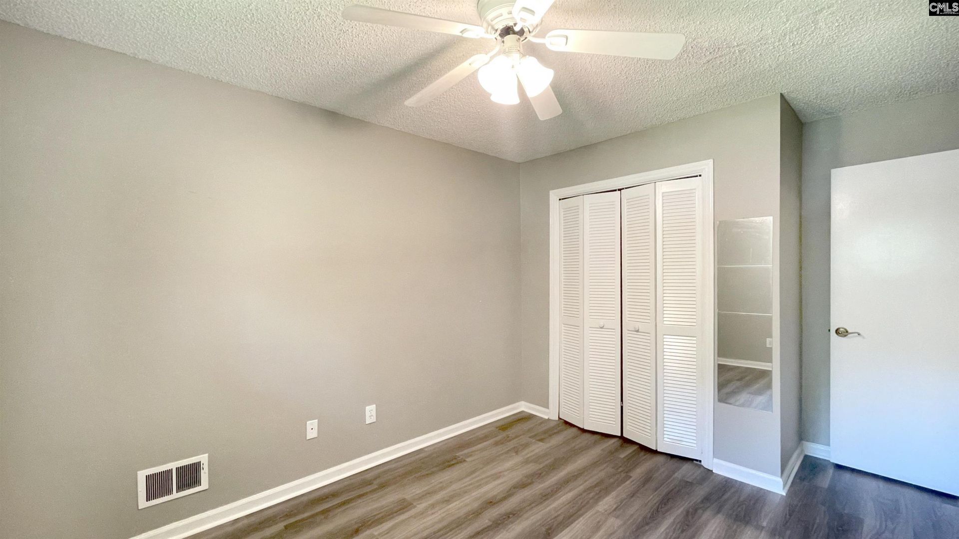 512 N Royal Tower Drive  Photo 27