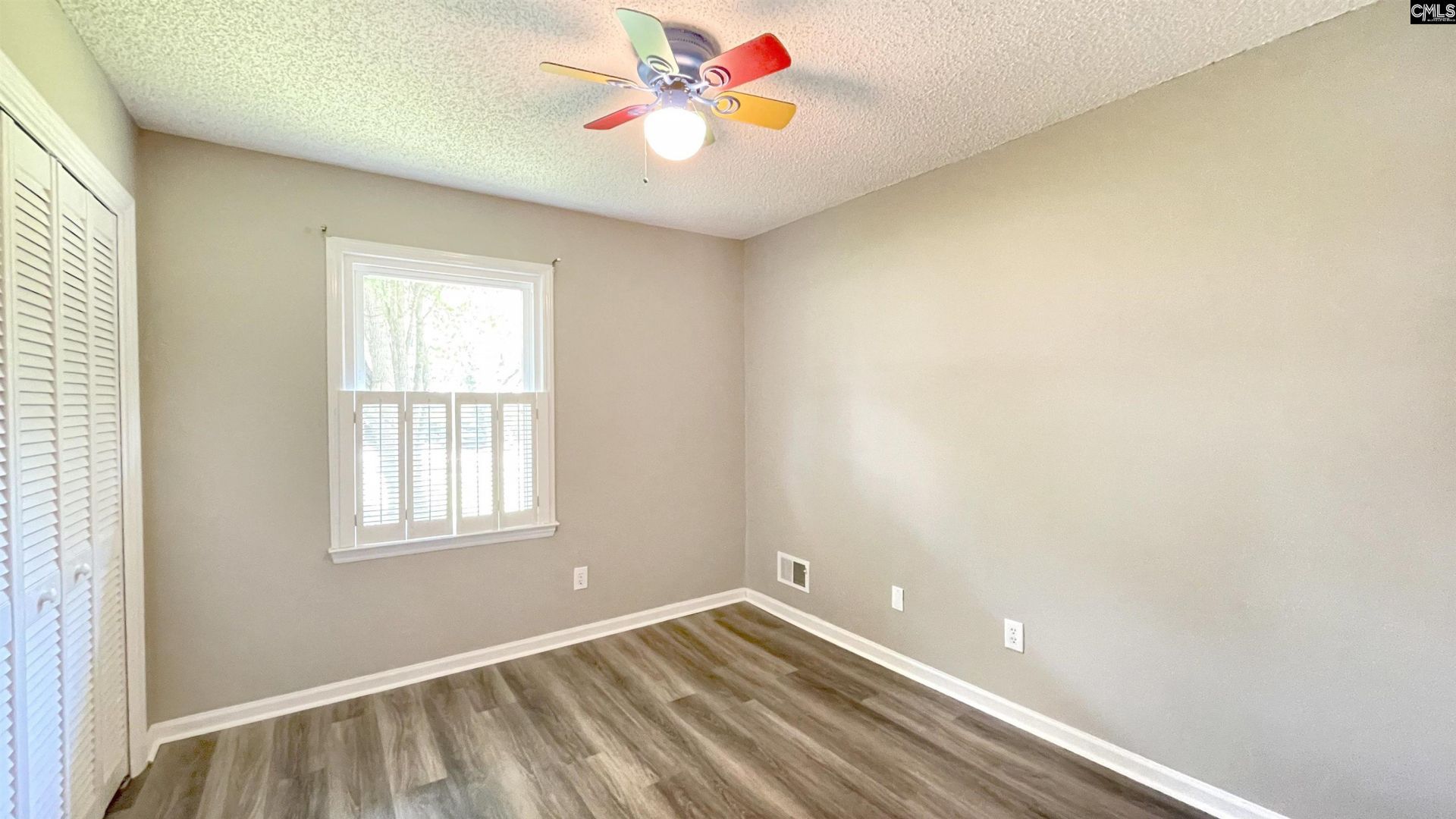 512 N Royal Tower Drive  Photo 28