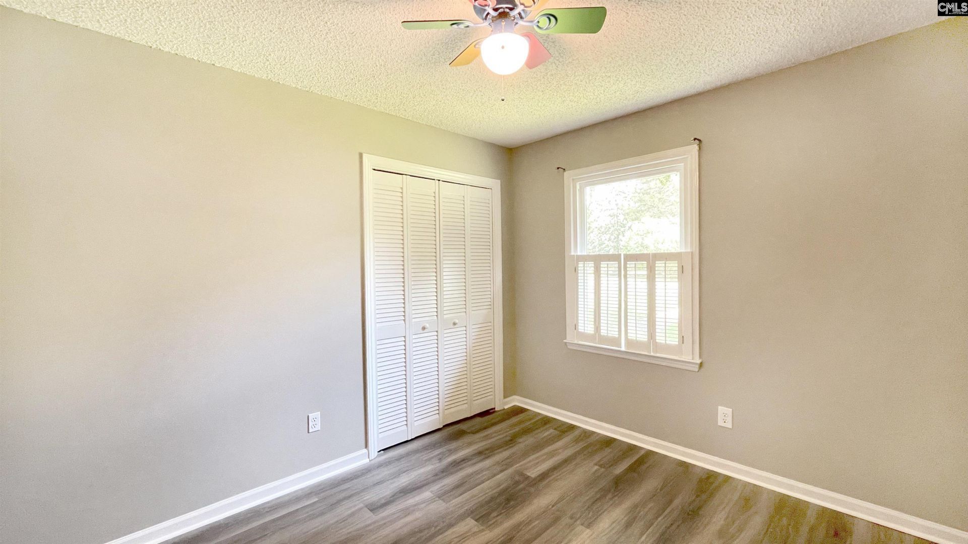 512 N Royal Tower Drive  Photo 29