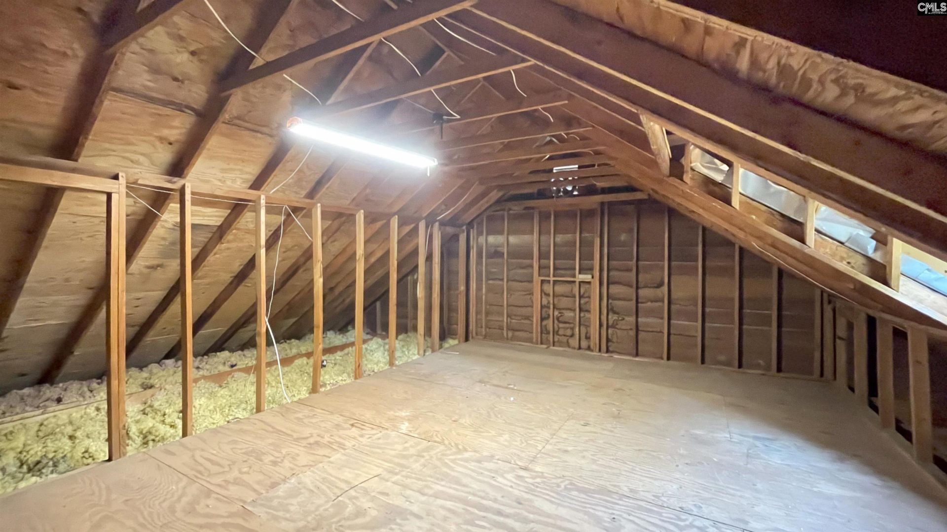 512 N Royal Tower Drive  Photo 34