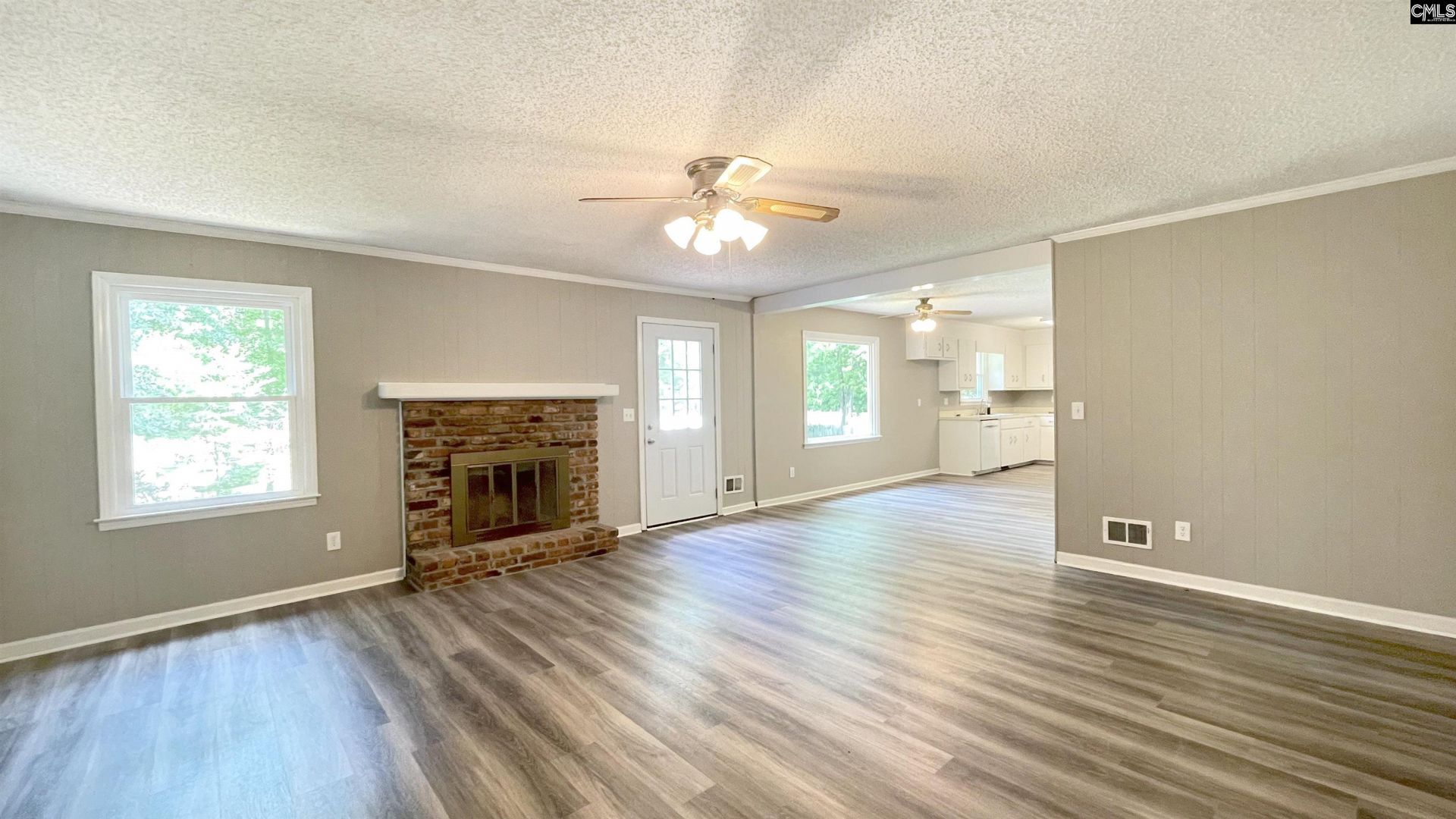 512 N Royal Tower Drive  Photo 8