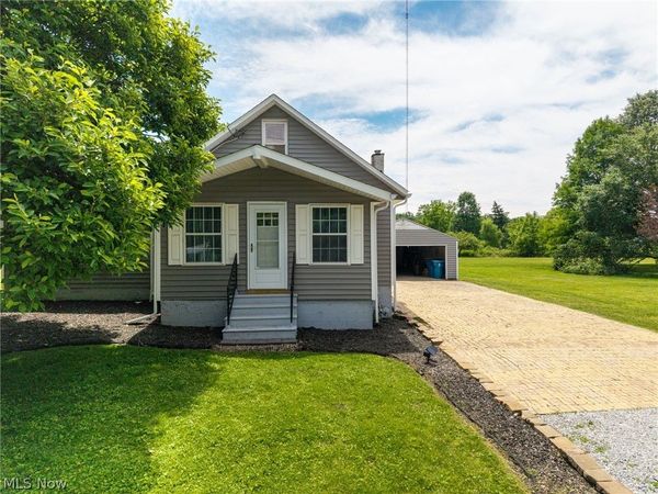 1740 Anton Street , Akron, OH 44320