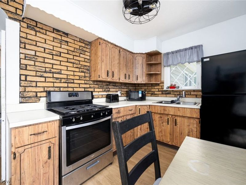 1740 Anton Street , Akron, OH 44320 Photo 20