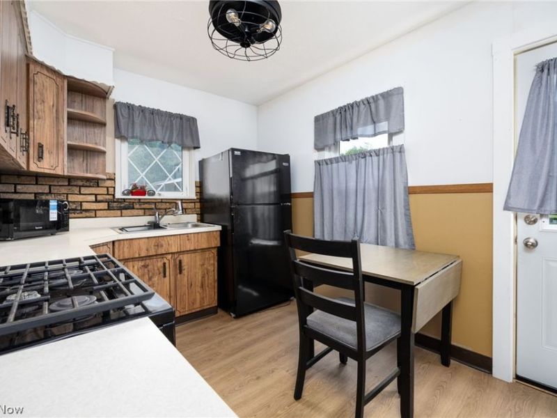 1740 Anton Street , Akron, OH 44320 Photo 18