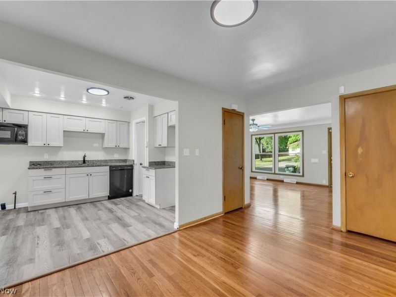 5124 Donovan Drive , Garfield Heights, OH 44125 Photo 11
