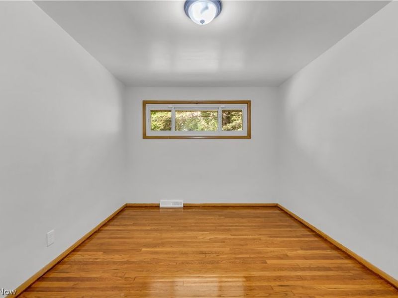 5124 Donovan Drive, Garfield Heights, OH 44125 Photo 23