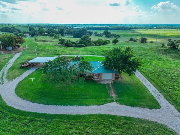 26252 Highway 19 , Maysville, OK 73057