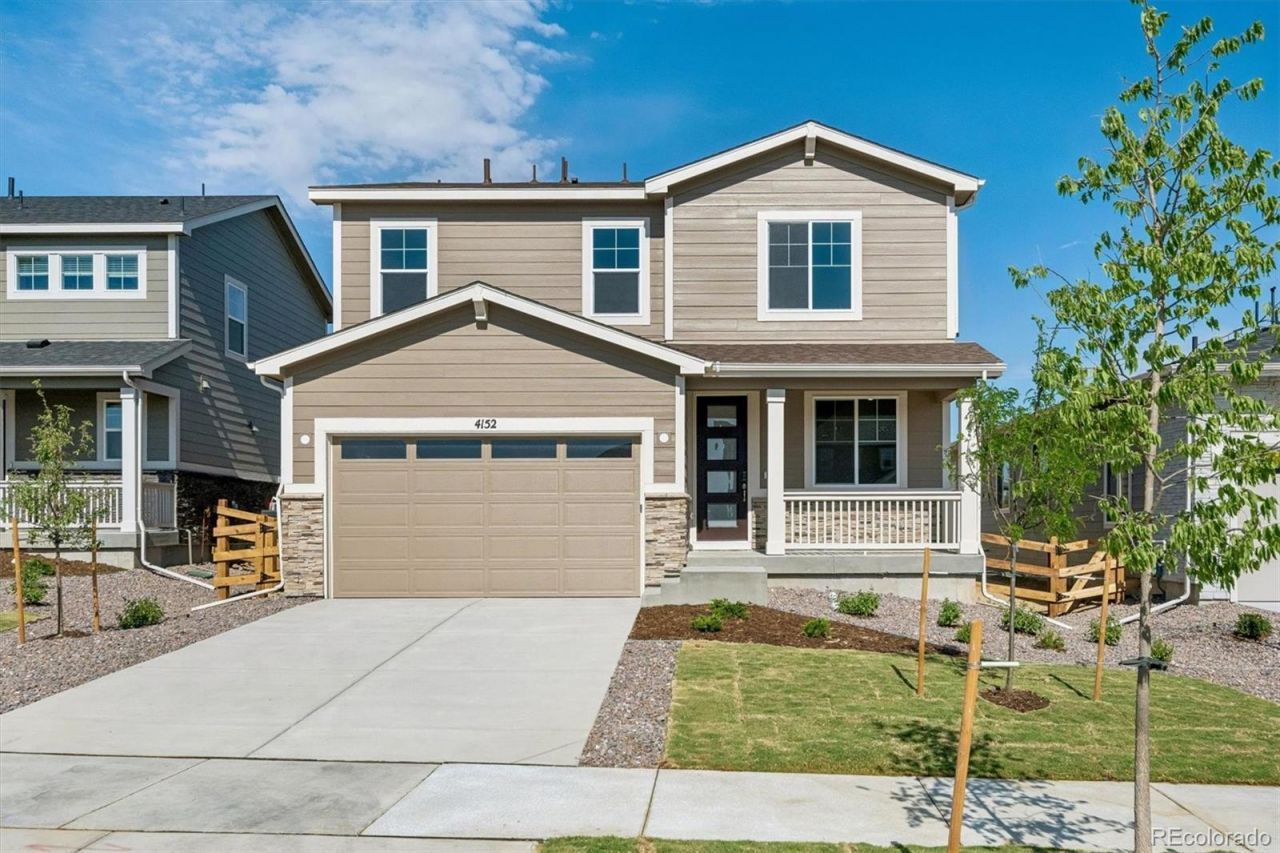 4152 N Hayleyville Street, Aurora, CO 80019 Main Photo
