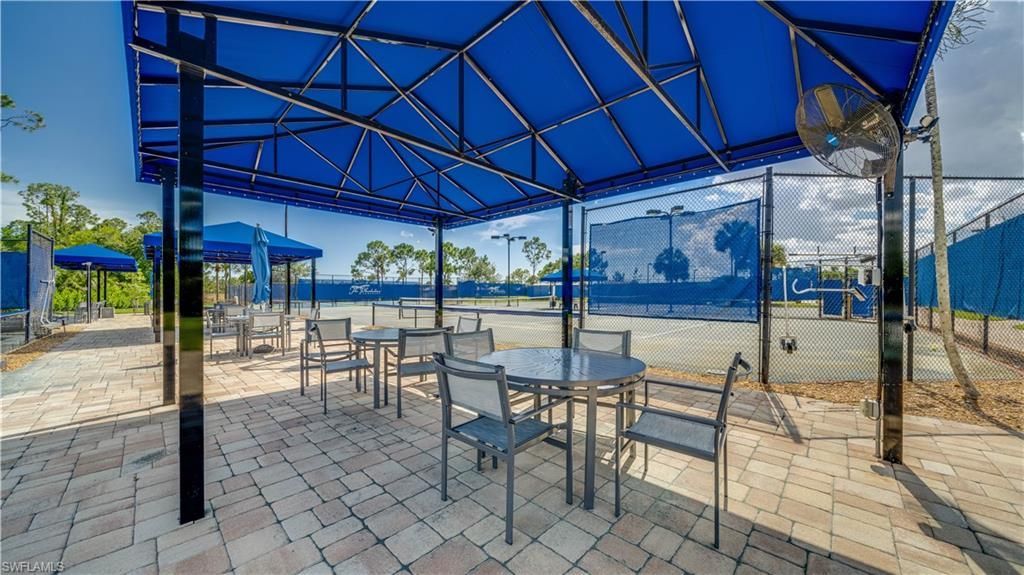 10230 Glastonbury Cir, Unit 202, Fort Myers, FL 33913 Photo