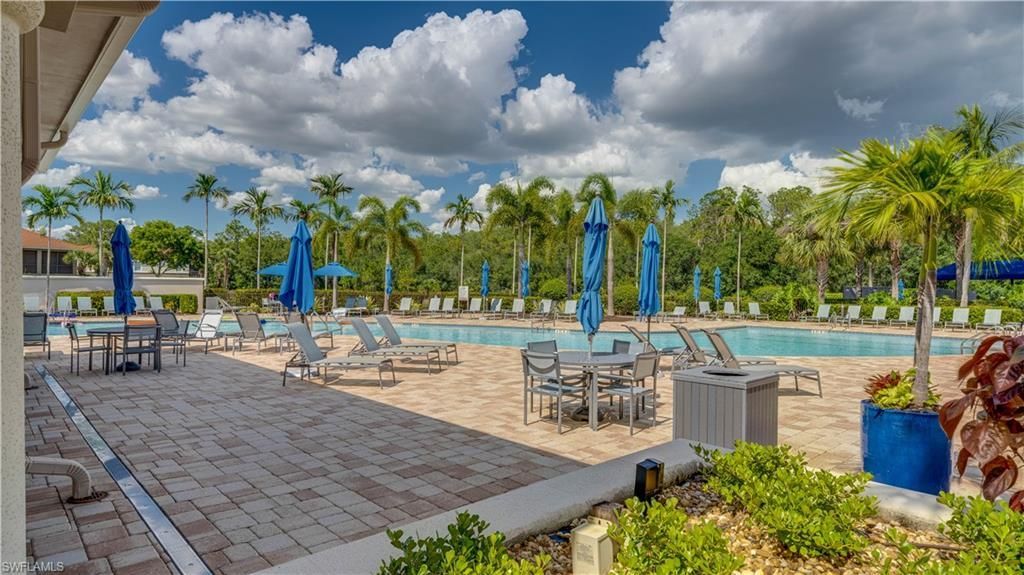 10230 Glastonbury Cir, Unit 202, Fort Myers, FL 33913 Photo