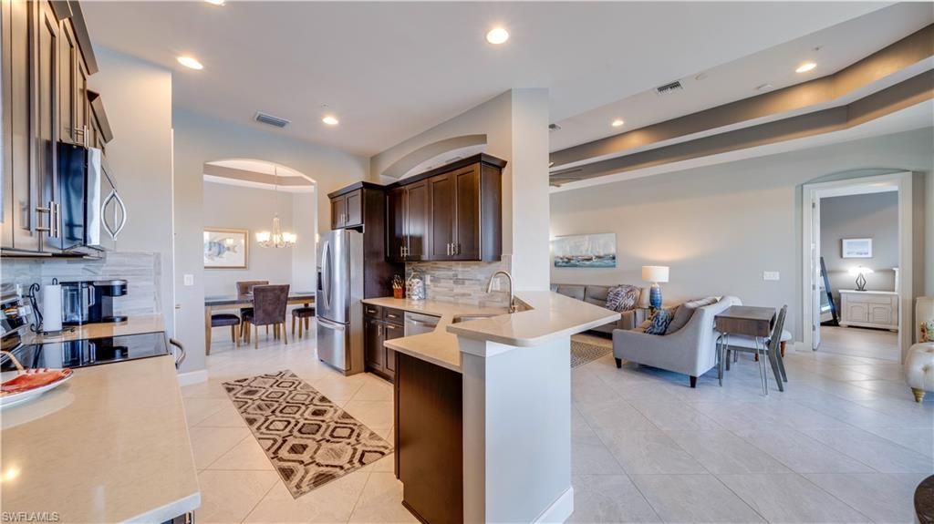 10230 Glastonbury Cir, Unit 202, Fort Myers, FL 33913 Photo