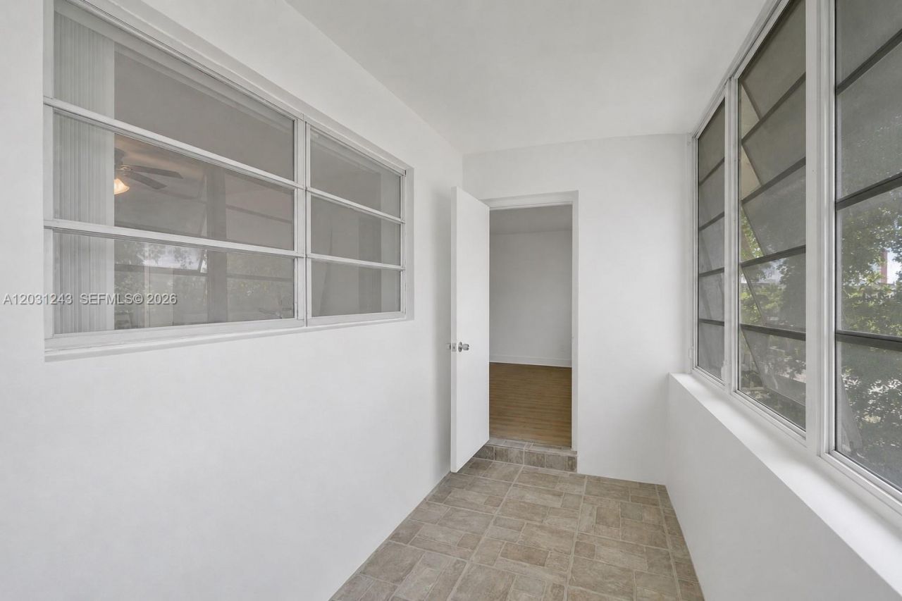1400 NE 191st St , Unit 343, Miami, FL 33179 Photo