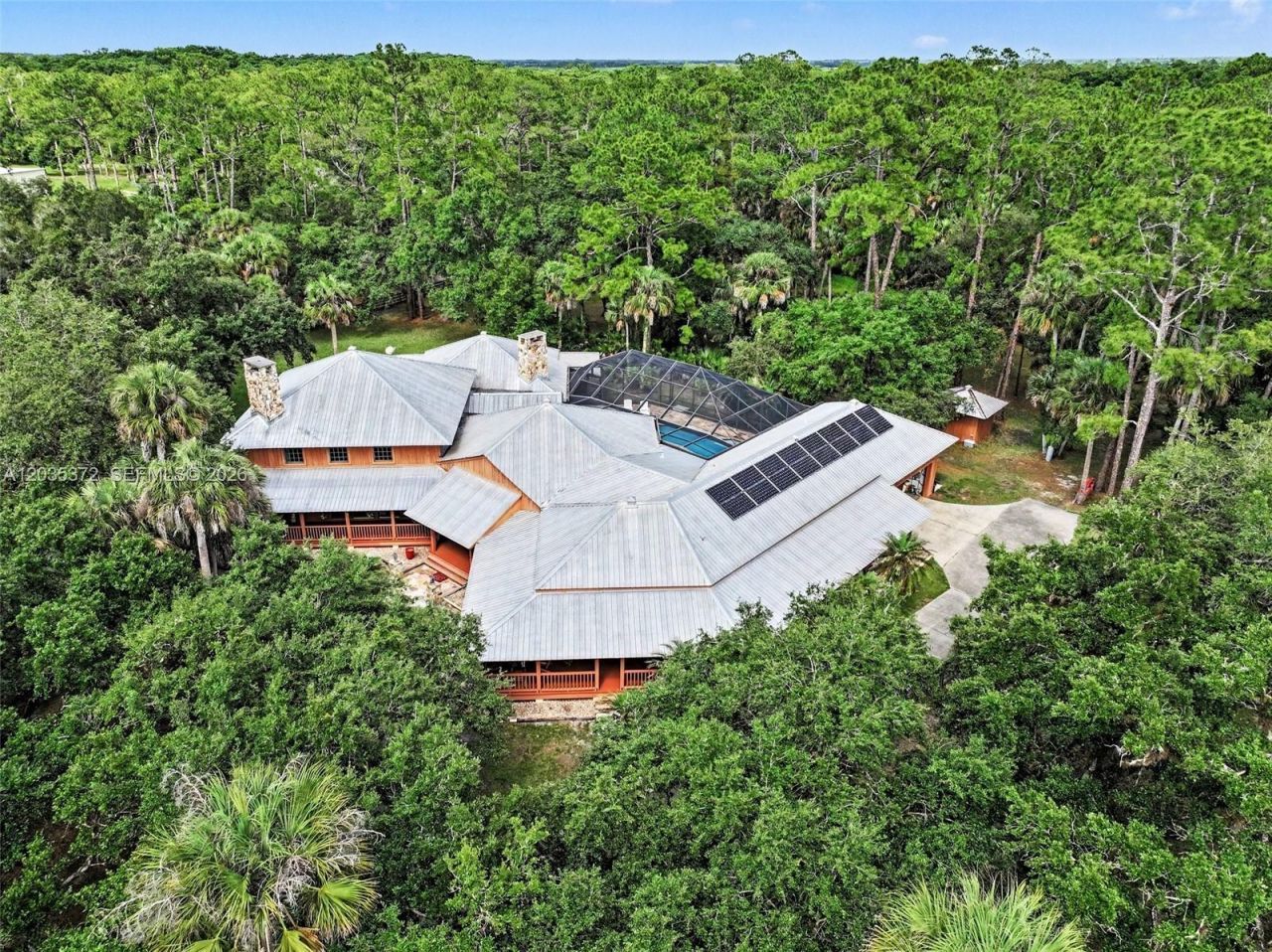 2291 Secretariat Drive , Labelle, FL 33935 Photo
