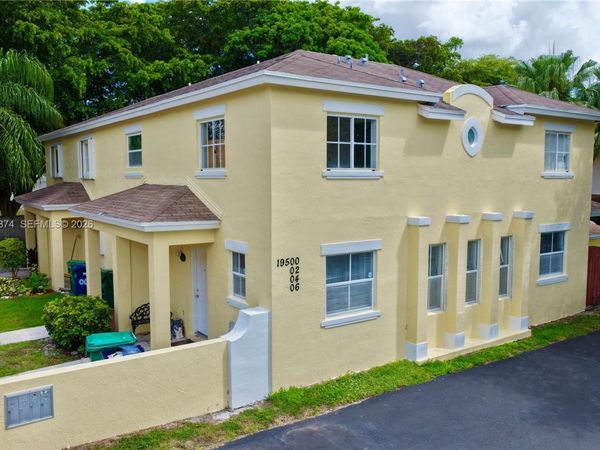 19500 SW 103rd Ct, Unit 1-9, Cutler Bay, FL 33157