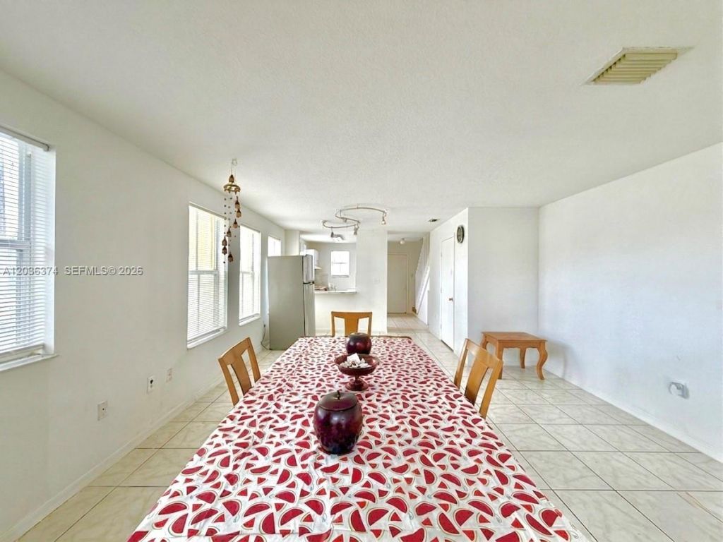 19500 SW 103rd Ct, Unit 1-9, Cutler Bay, FL 33157 Photo