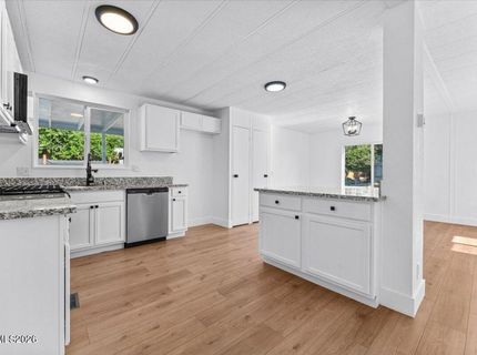 37 Kit Sierra Loop, Carson City, NV 89706 Photo