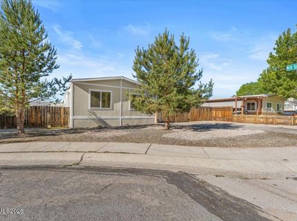 37 Kit Sierra Loop, Carson City, NV 89706 Photo