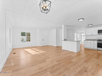 37 Kit Sierra Loop, Carson City, NV 89706 Photo