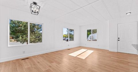 37 Kit Sierra Loop, Carson City, NV 89706 Photo