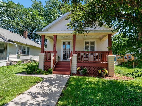 1092 21st Avenue SE, Minneapolis, MN 55414