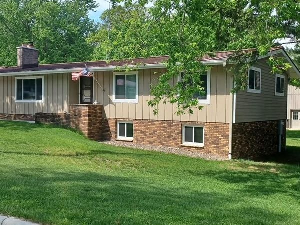 1121 E Laneville Avenue, Durand, WI 54736