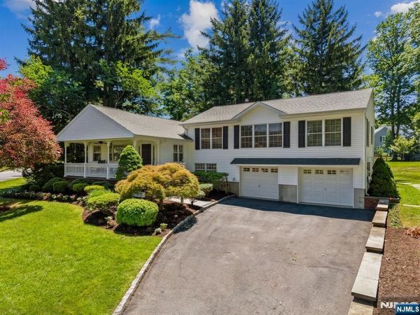 20 Northern Avenue, Florham Park Borough, NJ 07932