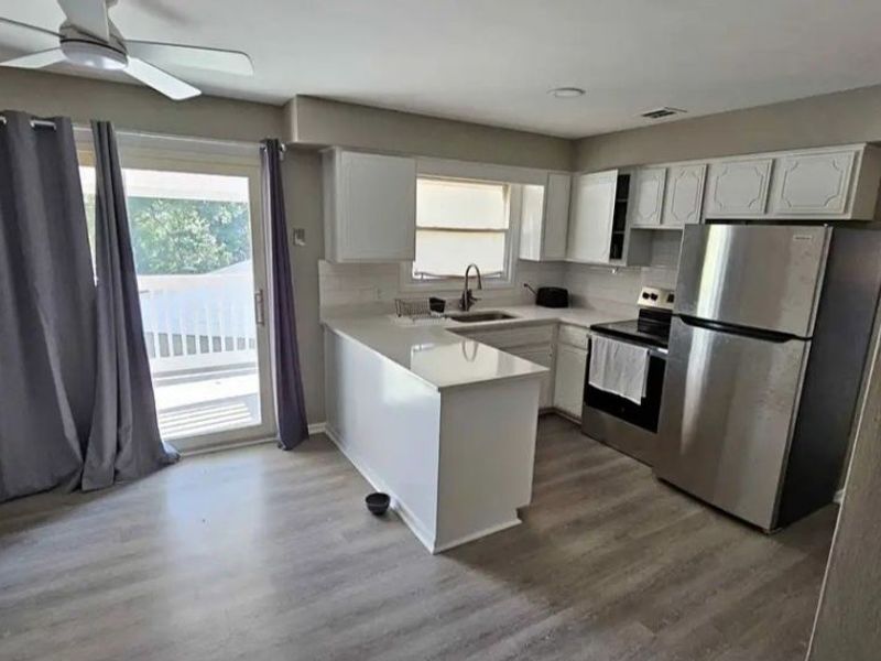 3555 N Vista Street NW, Uniontown, OH 44685 Photo 3