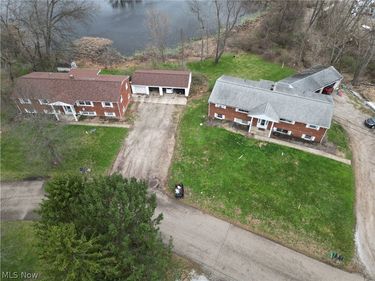 3577 N Vista Street NW, Uniontown, OH 44685