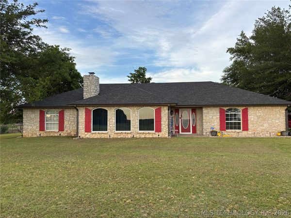 18082 County Road 1505 , Ada, OK 74820