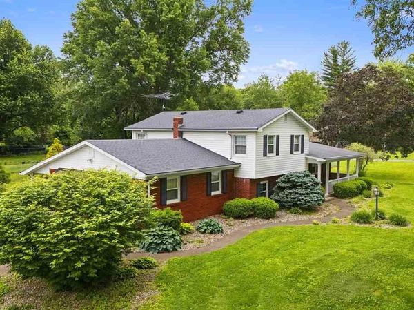 7510 E Old Maple Avenue, Terre Haute, IN 47805