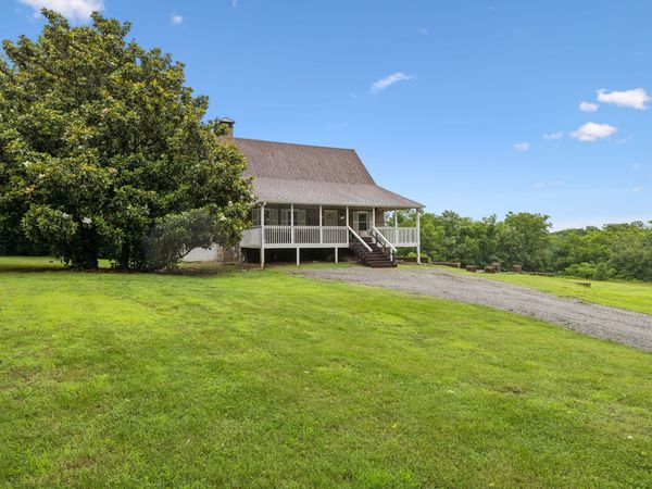 2758 Standing Oak Dr , Thompsons Station, TN 37179