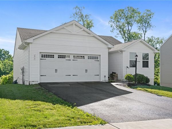 171 Alta Vista Drive, Imperial, PA 15126