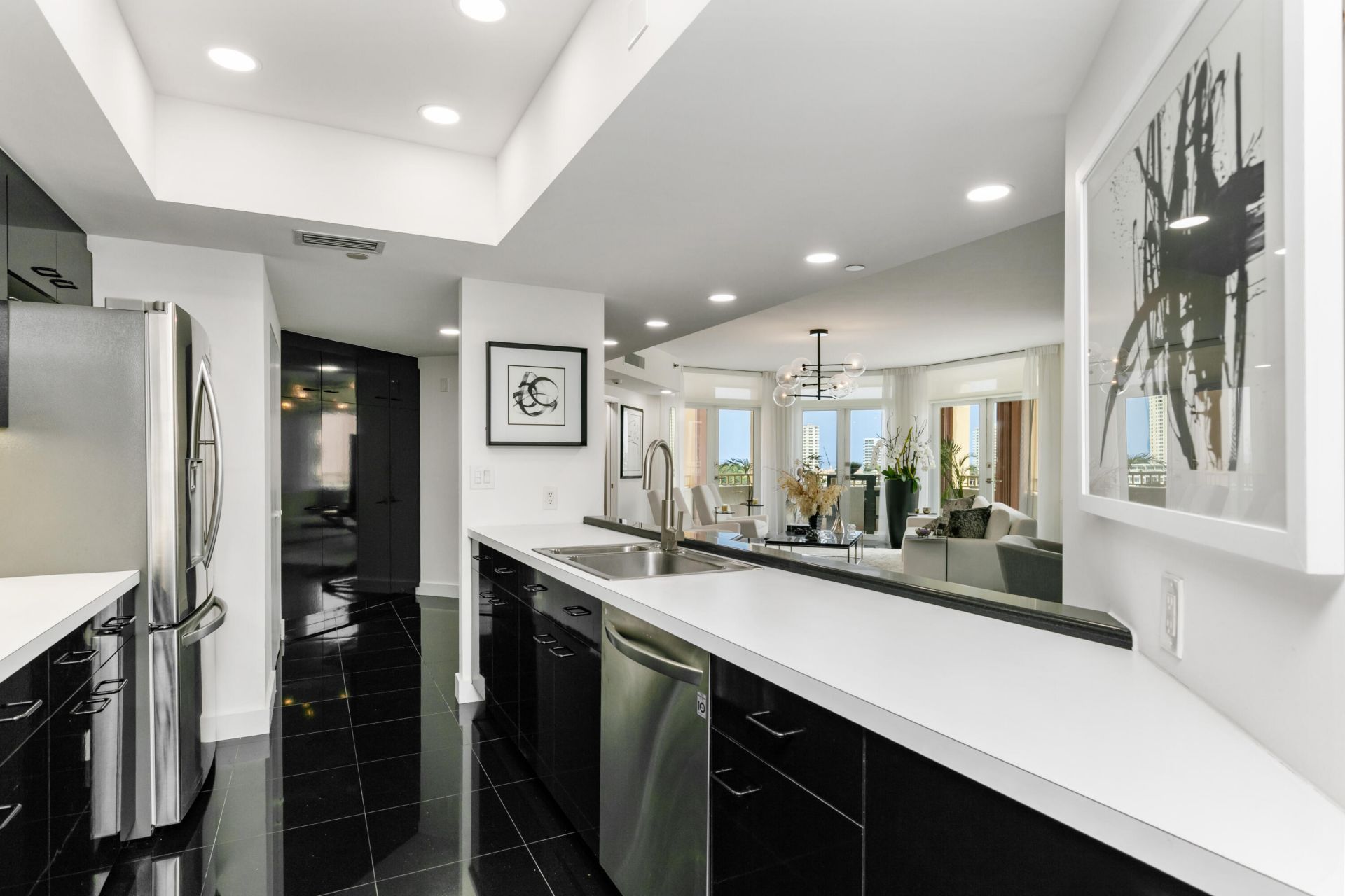 300 SE 5th Avenue, Unit 6050, Boca Raton, FL 33432 Photo