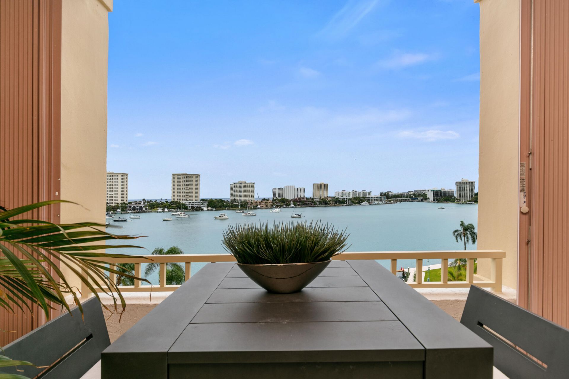 300 SE 5th Avenue, Unit 6050, Boca Raton, FL 33432 Photo