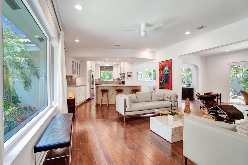 5 Gatehouse Road, Sea Ranch Lakes, FL 33308 Photo