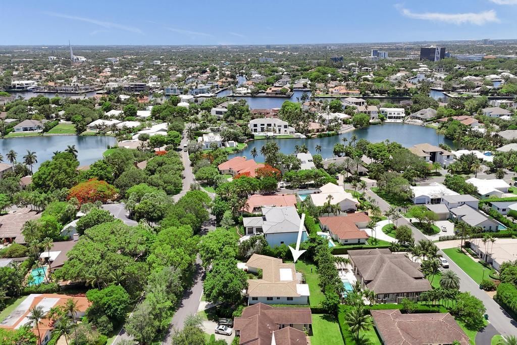 5 Gatehouse Road, Sea Ranch Lakes, FL 33308 Photo