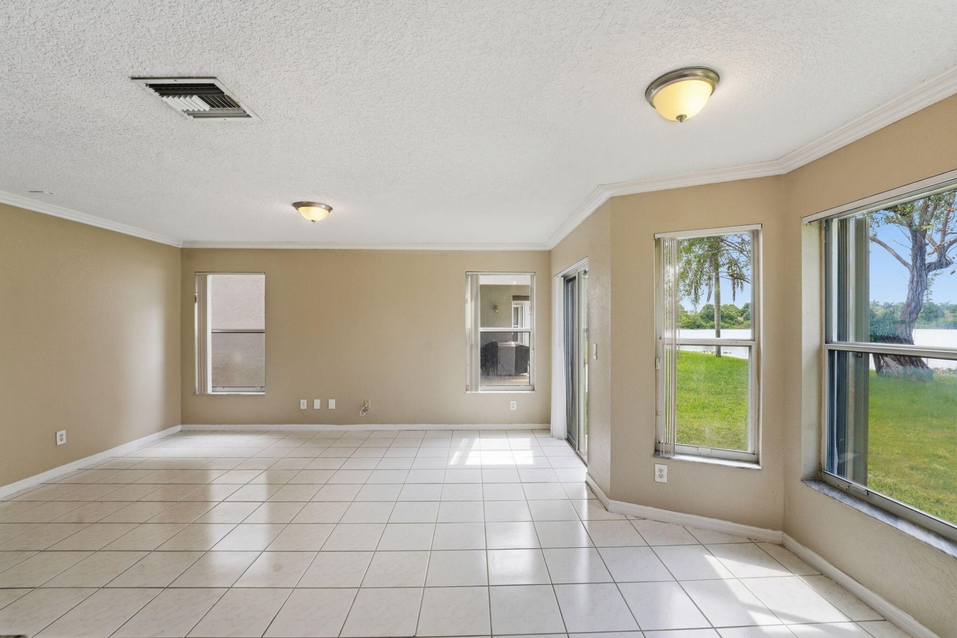 18057 SW 12th Court, Pembroke Pines, FL 33029 Photo