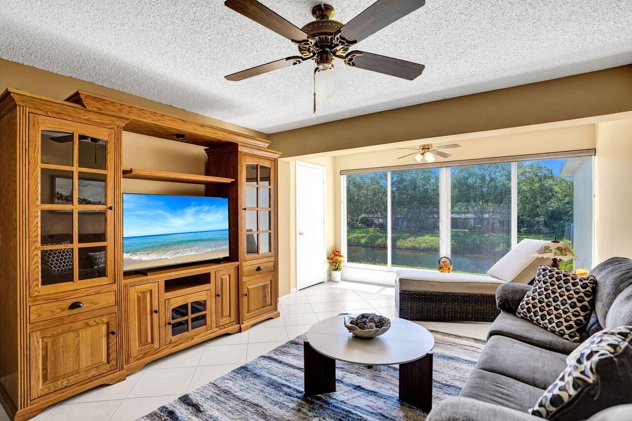 1050 Citrus Way, Unit 203, Delray Beach, FL 33445 Photo
