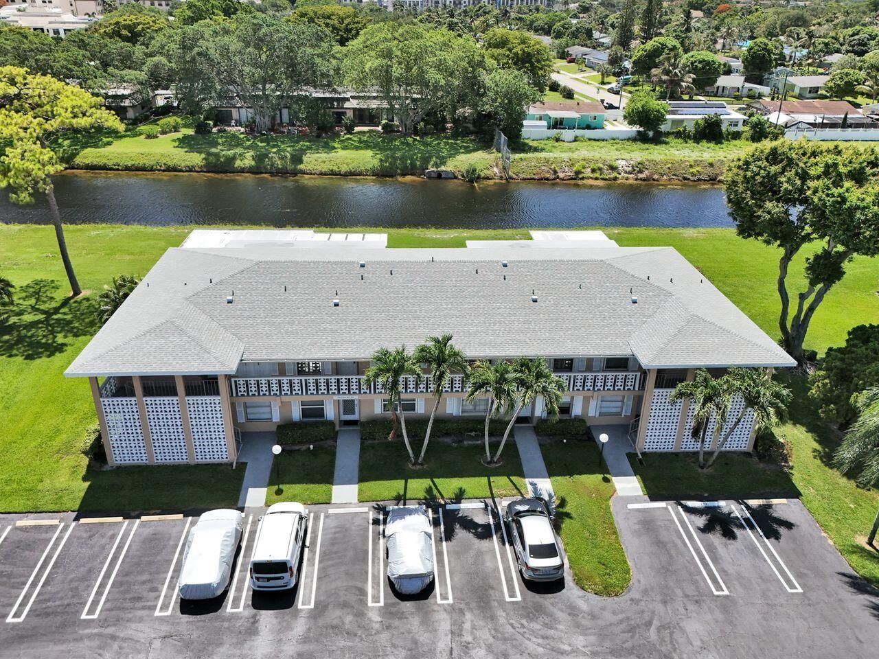 1050 Citrus Way, Unit 203, Delray Beach, FL 33445 Photo