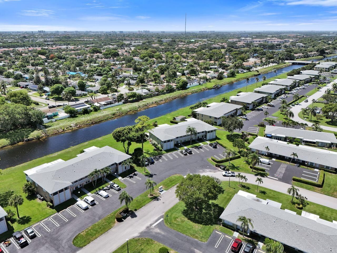 1050 Citrus Way, Unit 203, Delray Beach, FL 33445 Photo