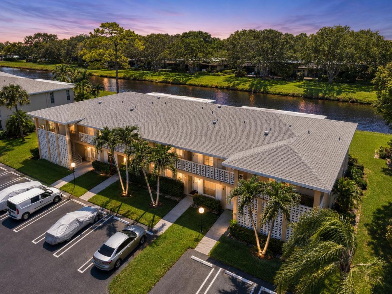 1050 Citrus Way, Unit 203, Delray Beach, FL 33445 Photo