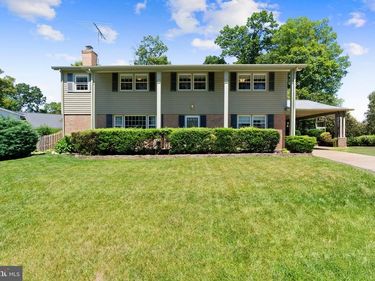 6703 RED JACKET ROAD, SPRINGFIELD, VA 22152